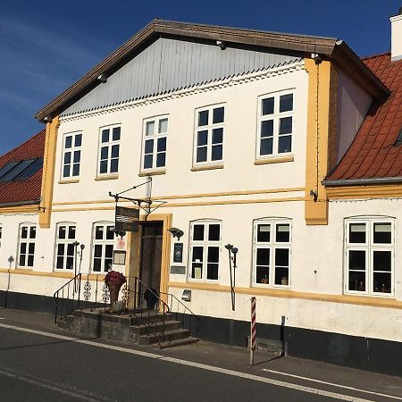 Fladbro Kro Randers Exterior photo